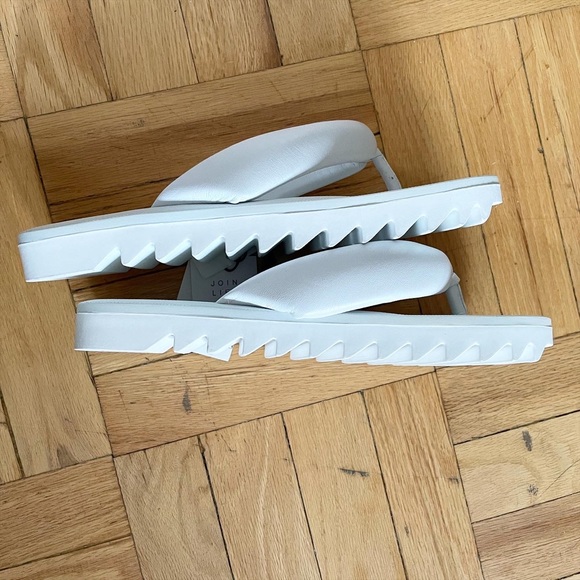 SOLD💌 - Picture 5 of 9